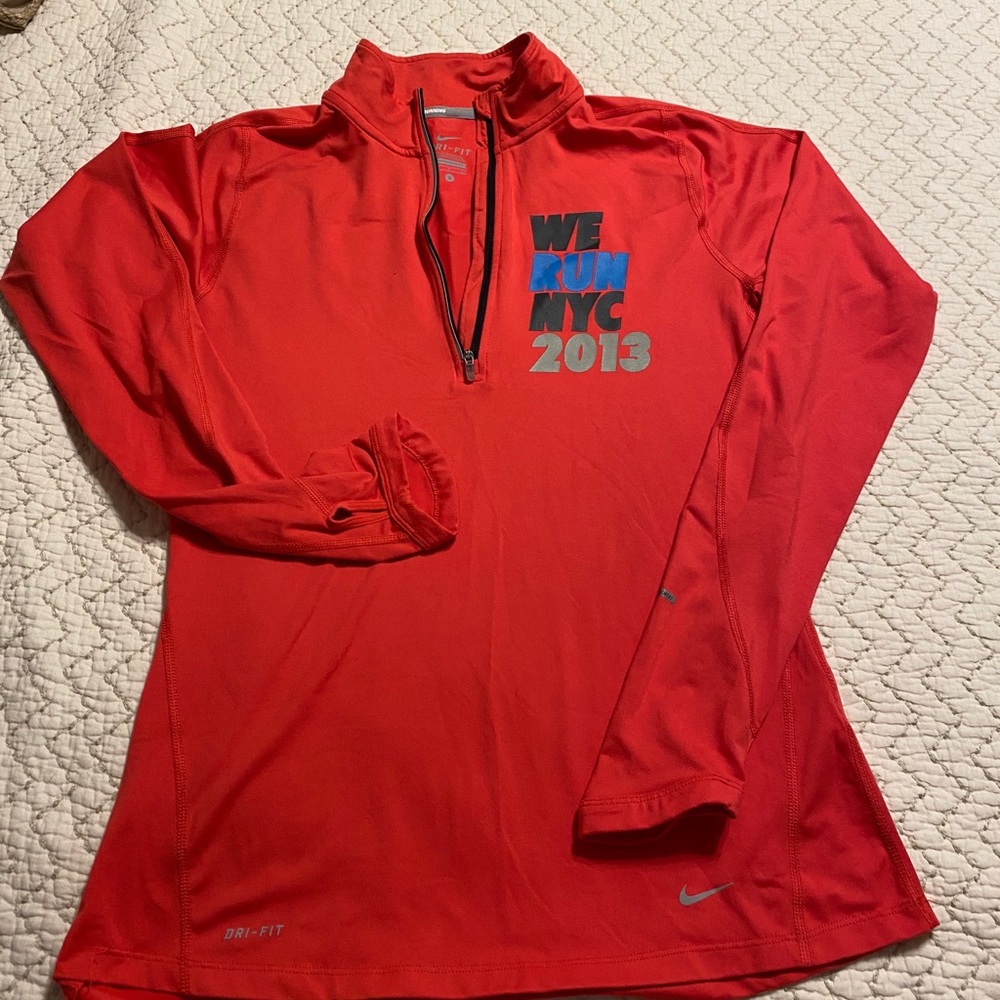NIKE athletic top